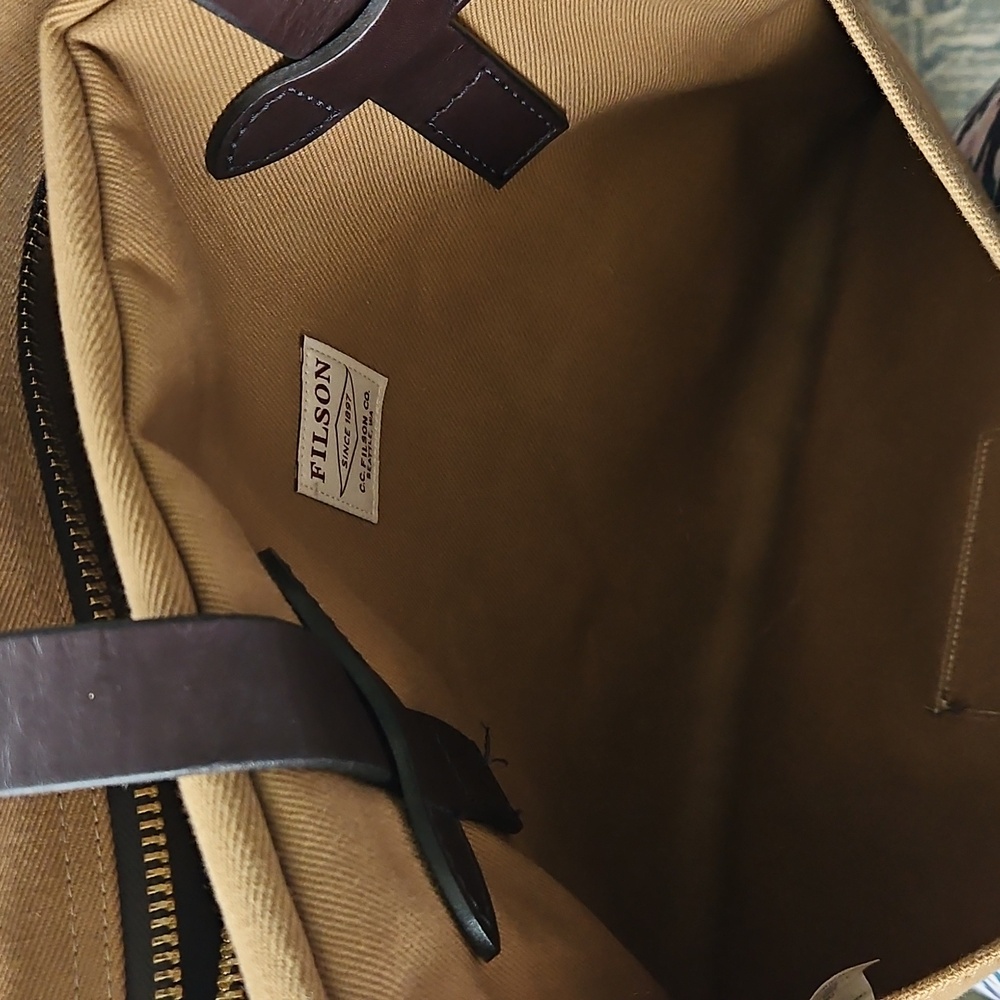 Filson Rugged Twill Zipper Tote Bag - Picture 10 of 14